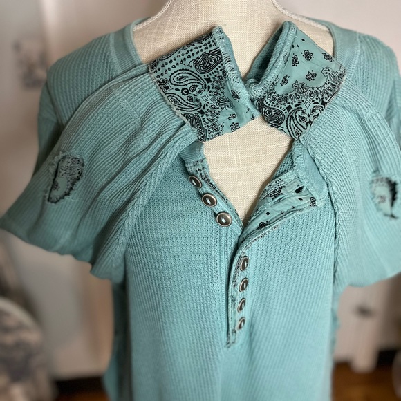 NWOT Free People Fall for you thermal Henley Aspen Sky size small - Picture 4 of 11